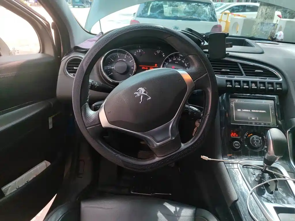Peugeot 3008 — миниатюра 11