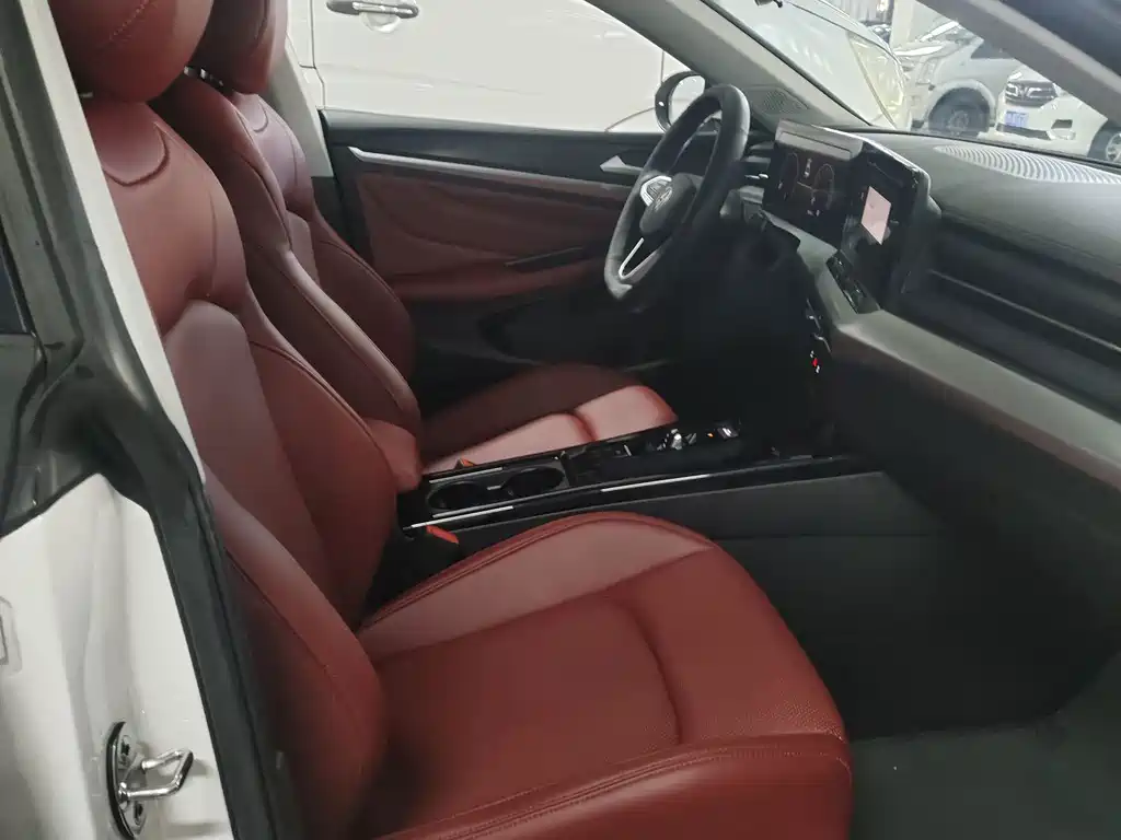Volkswagen Lamando — миниатюра 4