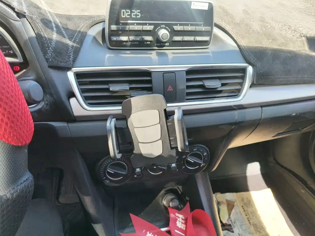 Mazda 3 Axela — миниатюра 15