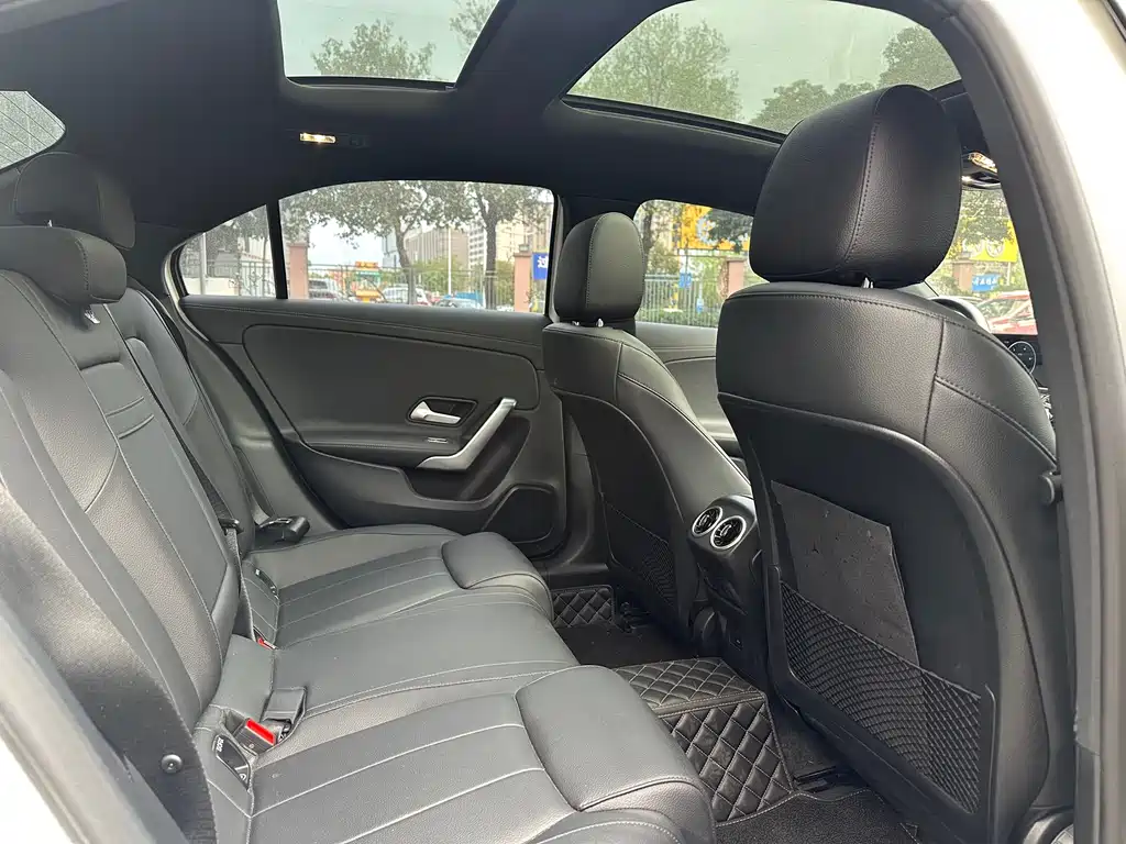 MERCEDES-BENZ A CLASS