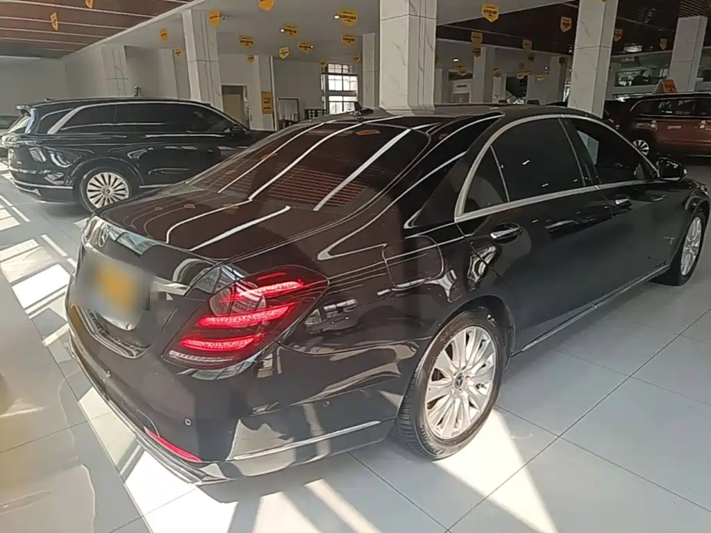 Mercedes-Benz S-Class — миниатюра 7
