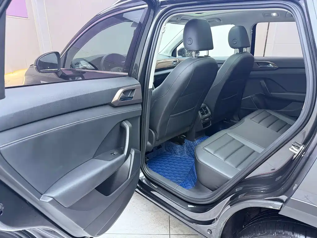 Volkswagen Tharu XR 280TSI 2WD Luxury Edition, фото 15