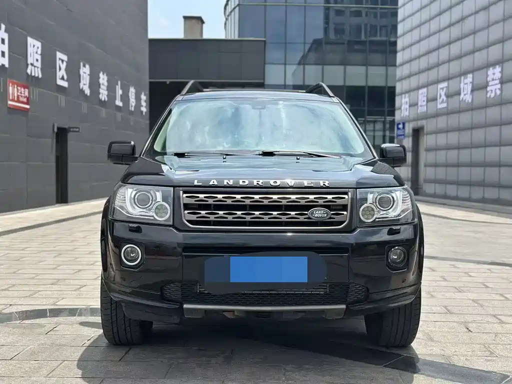 Land Rover 2 015 2.2T SD4 XS