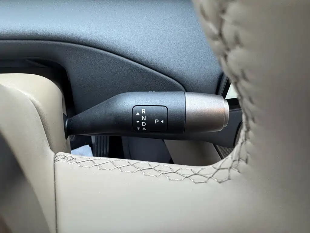 Li Auto Li MEGA — миниатюра 9