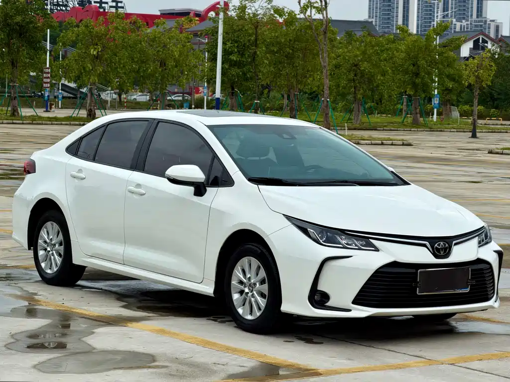 Toyota Corolla — миниатюра 3