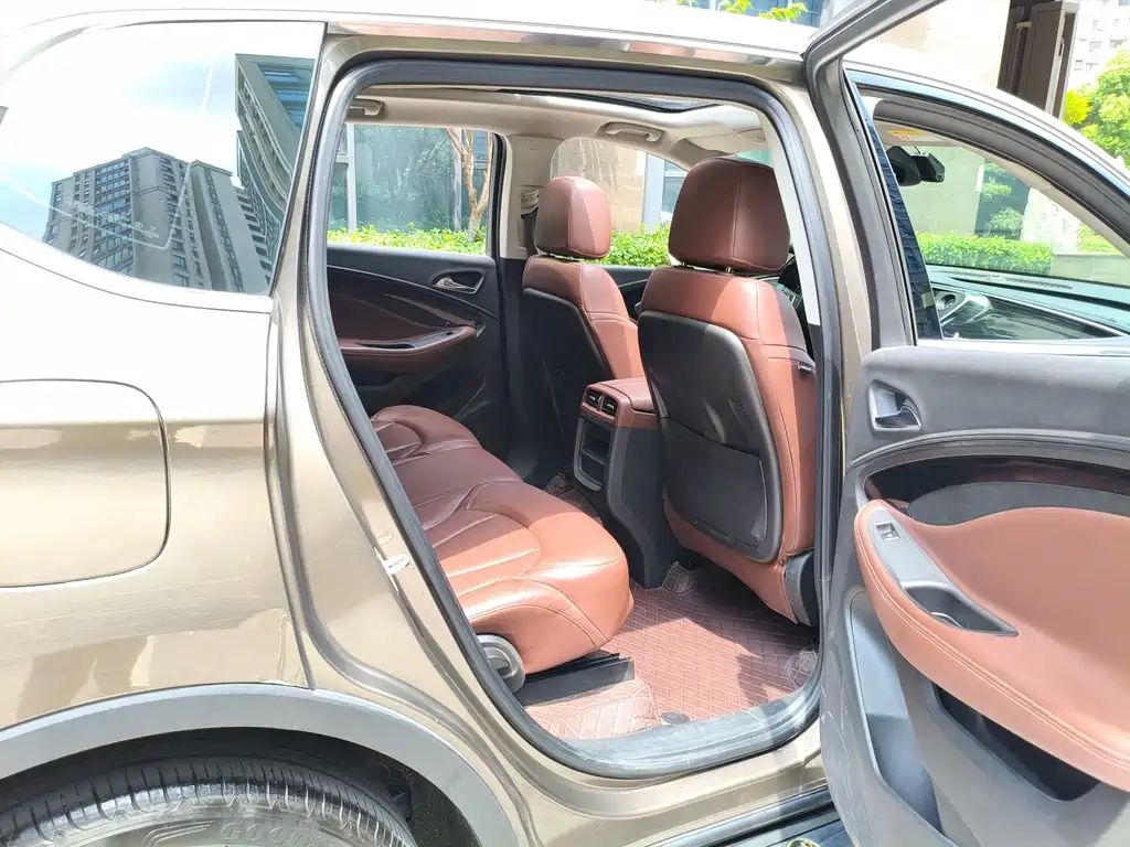 Buick Envision Plus — миниатюра 15