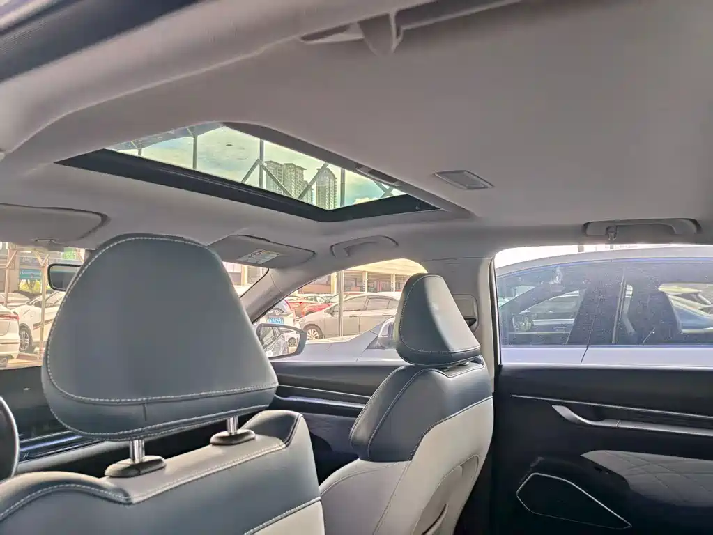 Geely Emgrand — миниатюра 5