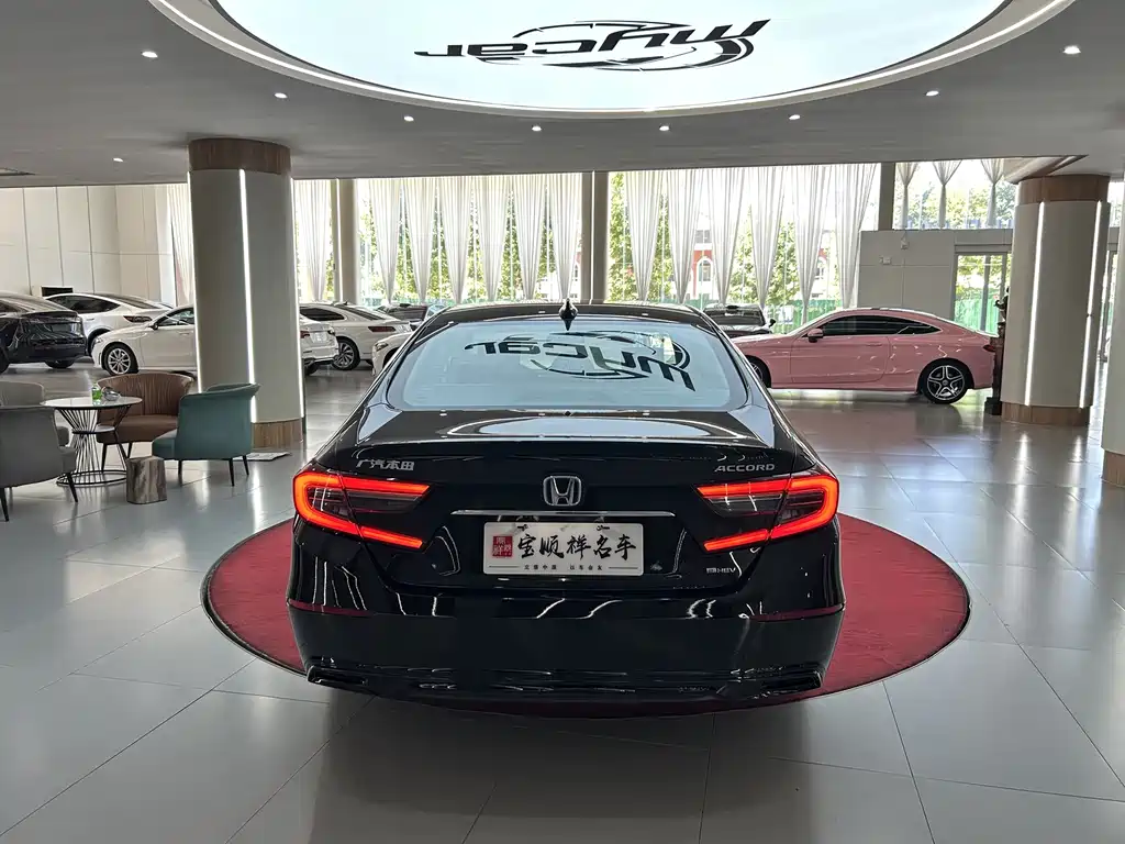 Honda Accord — миниатюра 6