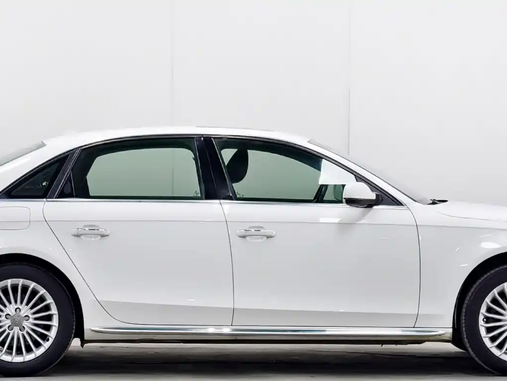 Audi A4L 2015 35 TFSI AT Comfort