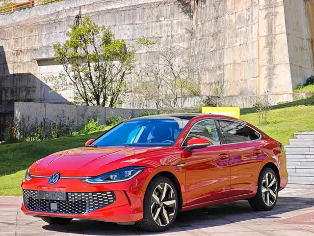 VOLKSWAGEN LINGDU 2022