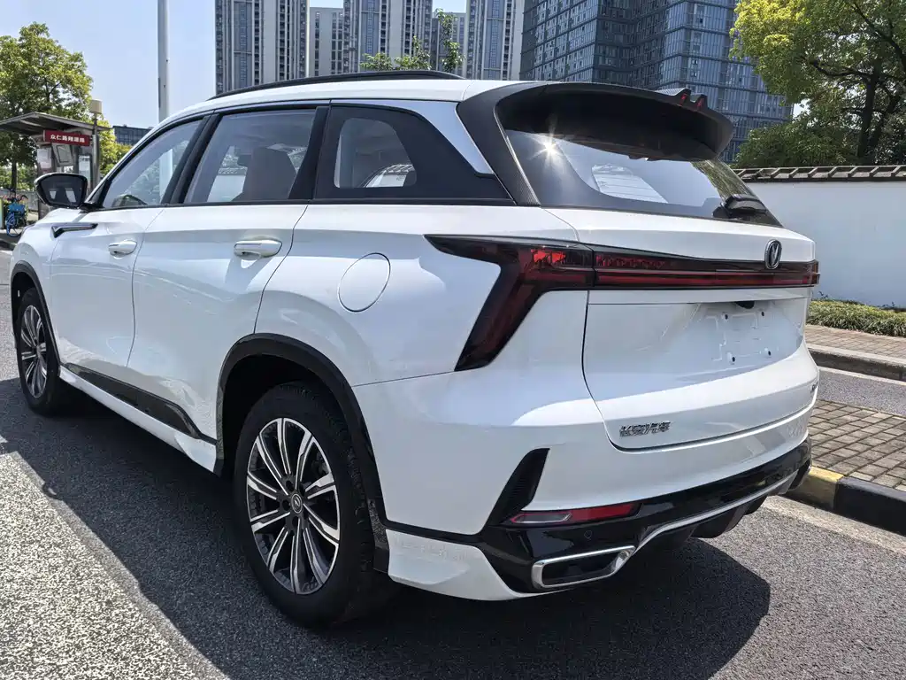 Changan Changan CS75PLUS — миниатюра 12