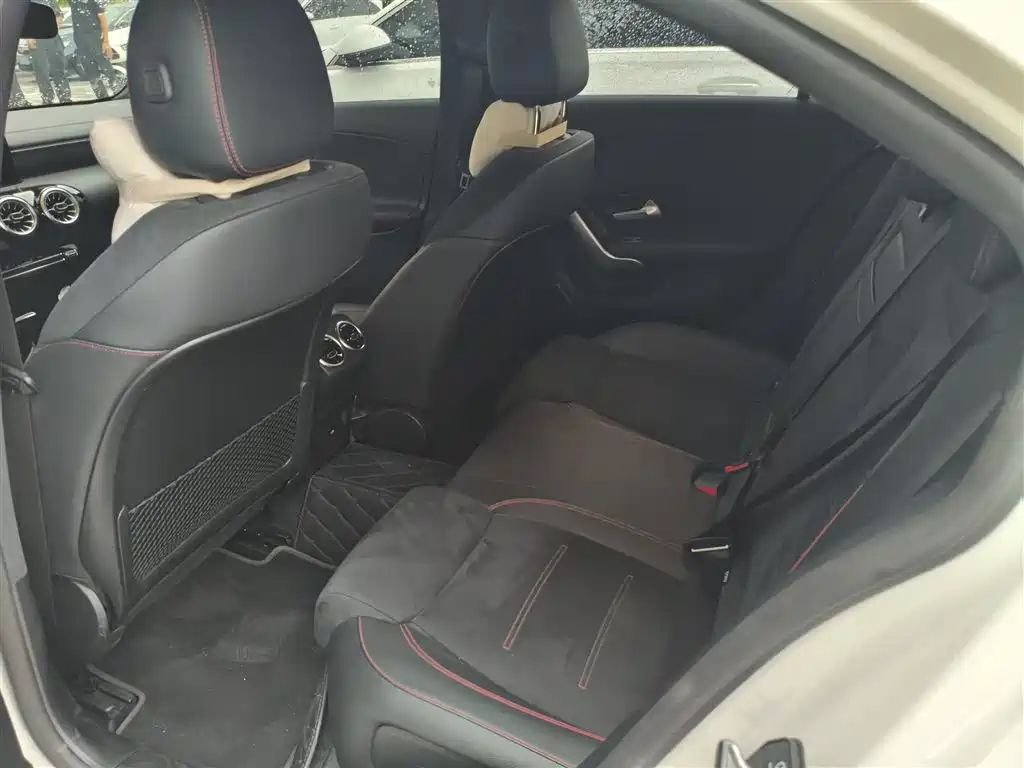 Mercedes-Benz A-Class — миниатюра 5