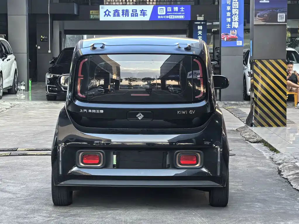 Baojun KiWi EV — миниатюра 4