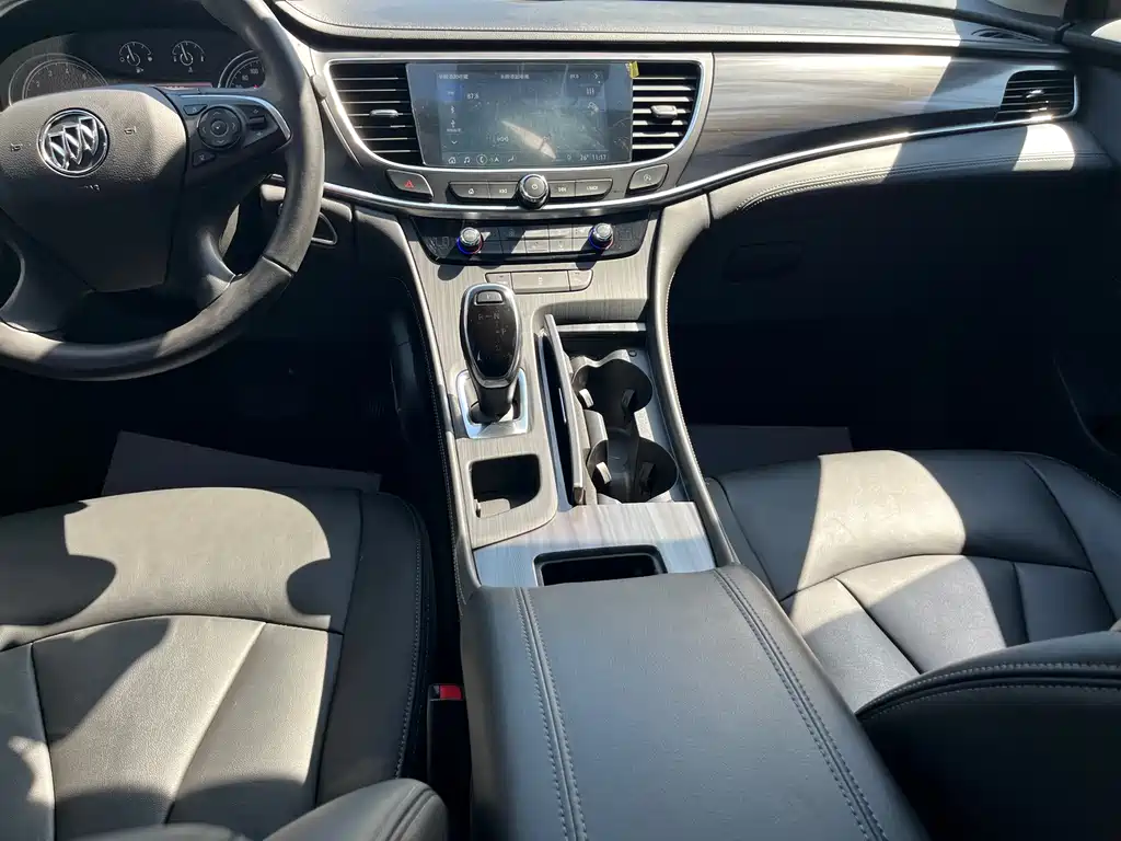 Buick LaCrosse — миниатюра 19
