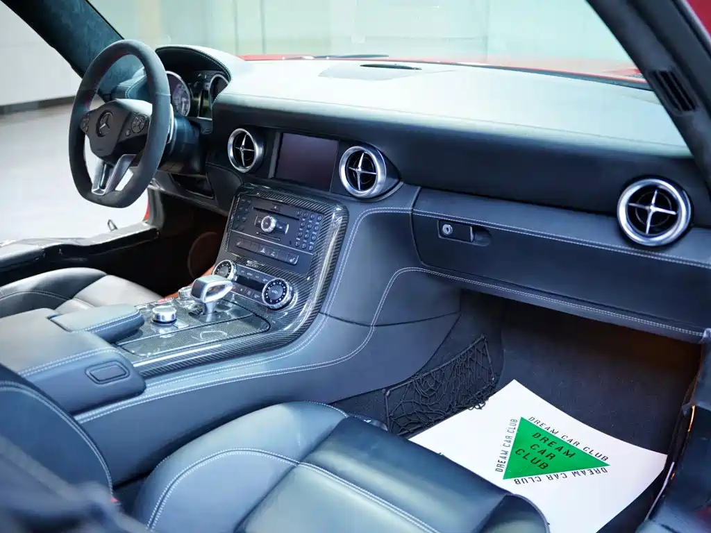 Mercedes-Benz SLS AMG — миниатюра 35