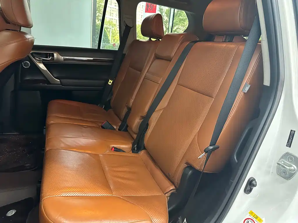 Lexus GX — миниатюра 19