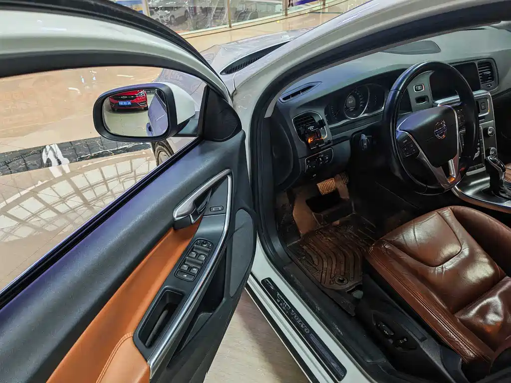 Volvo S60 2014 S60L 2.0T