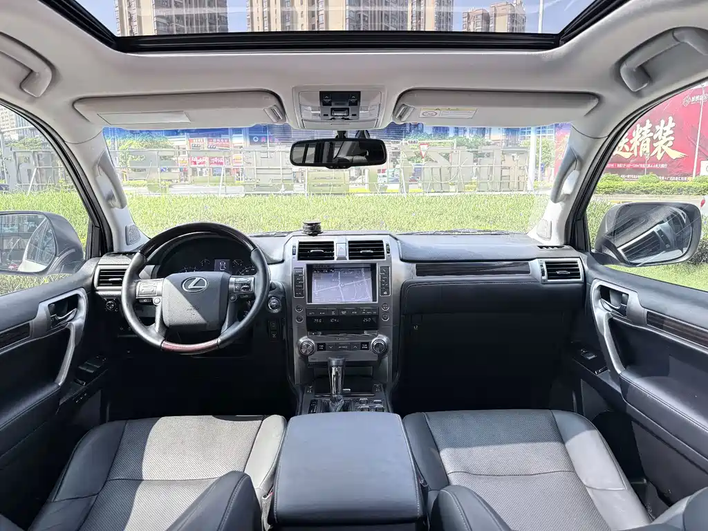 Lexus GX — миниатюра 9