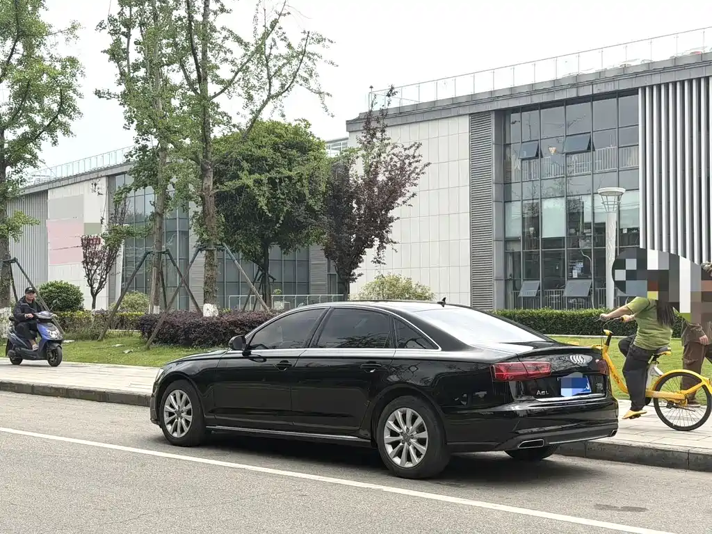 Audi A6L — миниатюра 8