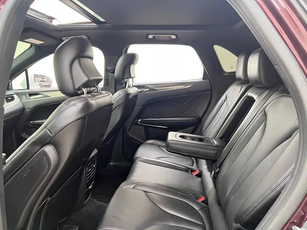 Lincoln MKC 2.0T 2WD Premium Edition, фото 24