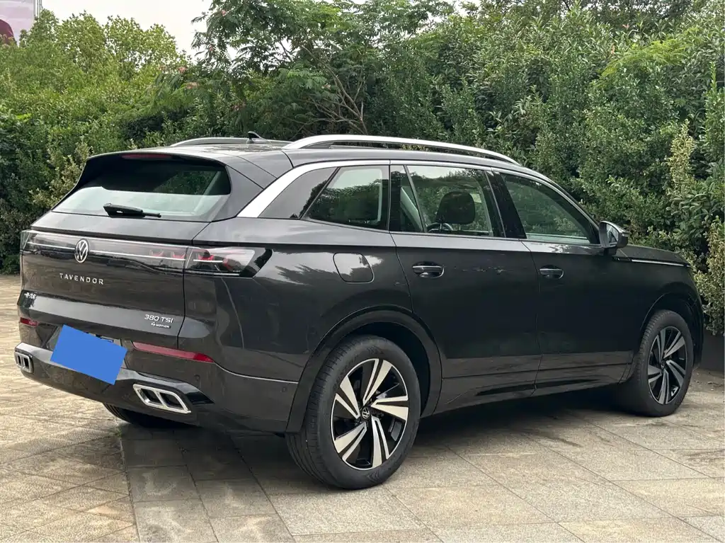 Volkswagen Tavendor 2023 380TSI R-Line