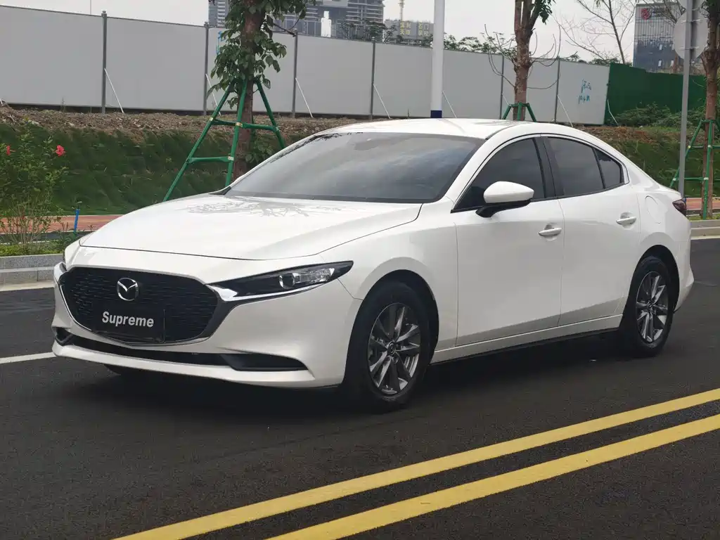Mazda 3 Axela 2021