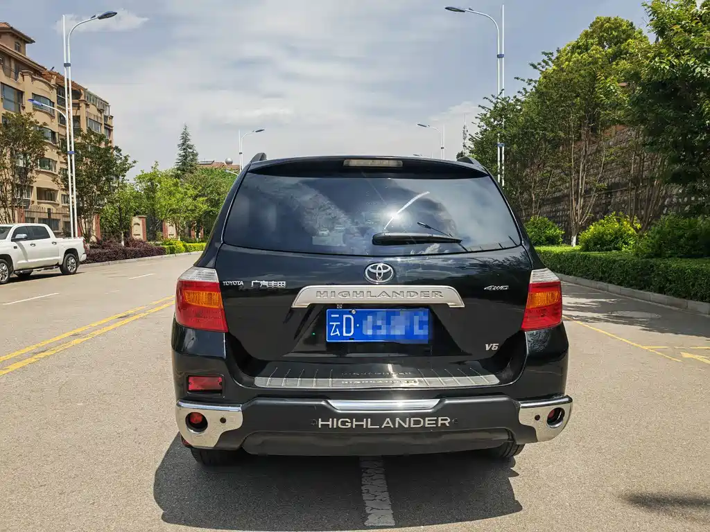 Toyota Highlander 2012 3.5L 7 мест Elite