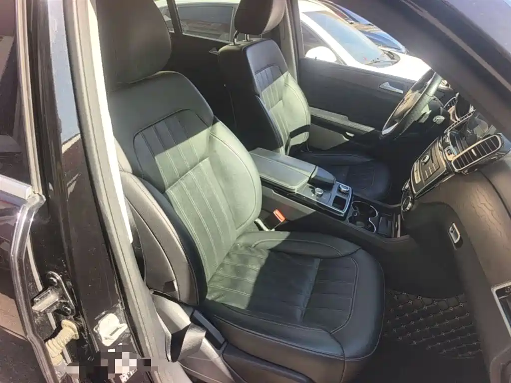 Mercedes-Benz GLE — миниатюра 25