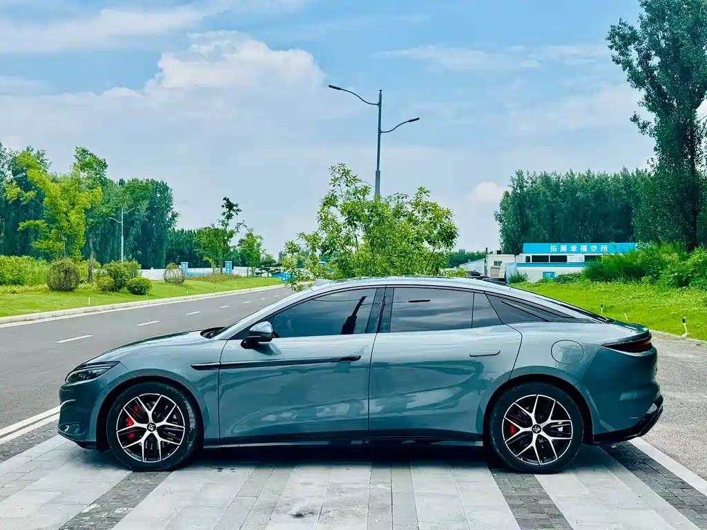 BYD Хань Ли — миниатюра 3