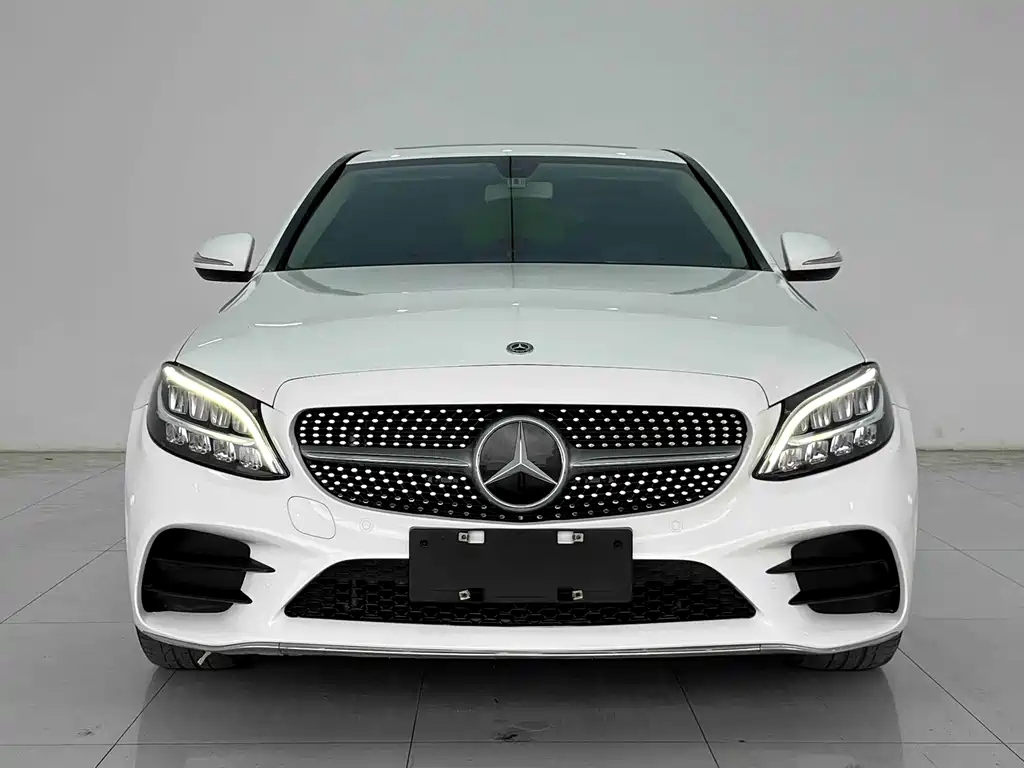 Mercedes-Benz C-Class 2020