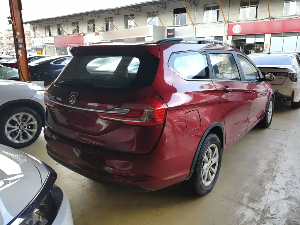 Baojun 310W — миниатюра 7