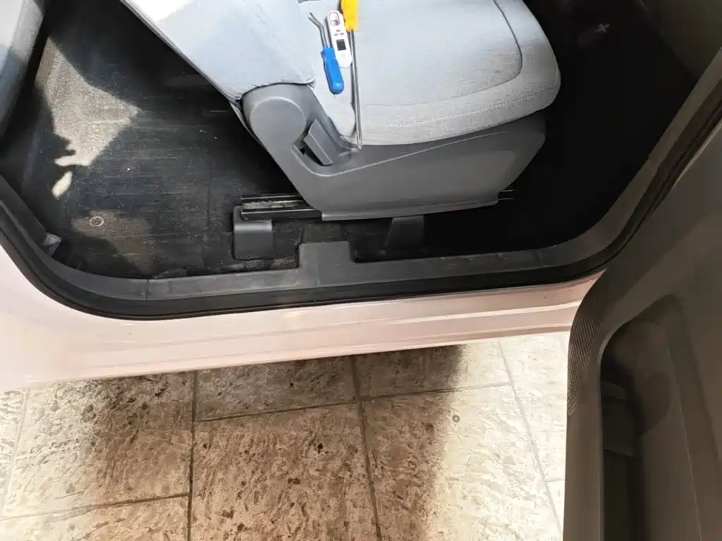 Wuling MINIEV — миниатюра 21