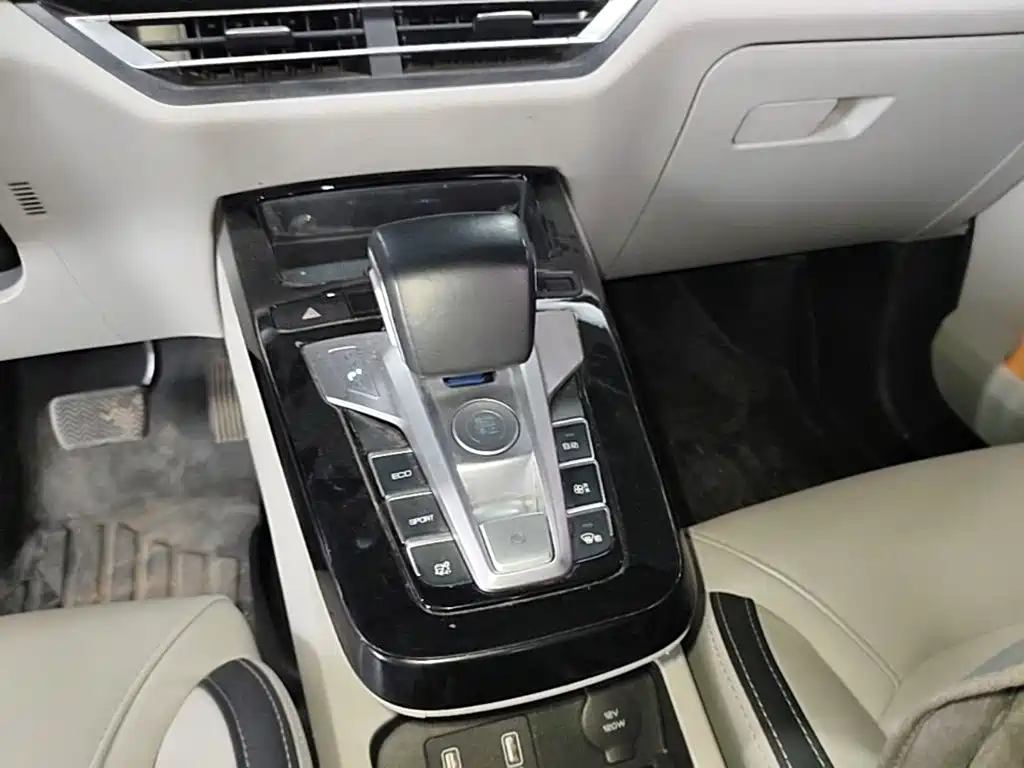 BYD Yuan Pro — миниатюра 14
