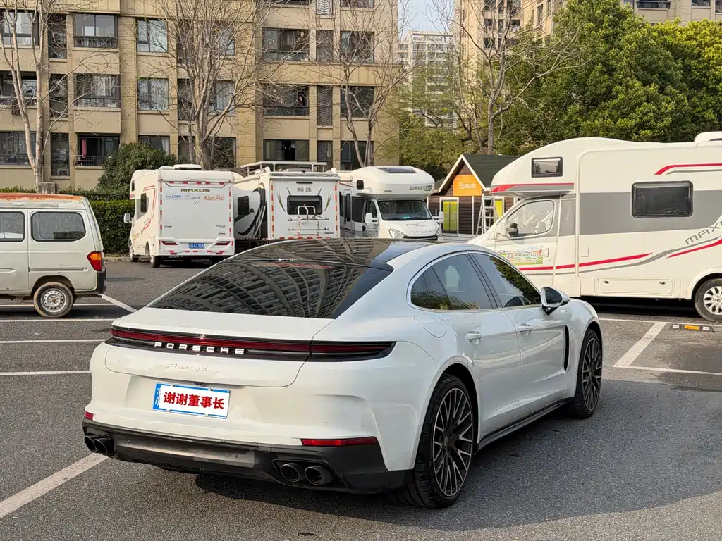 Porsche Panamera — миниатюра 7