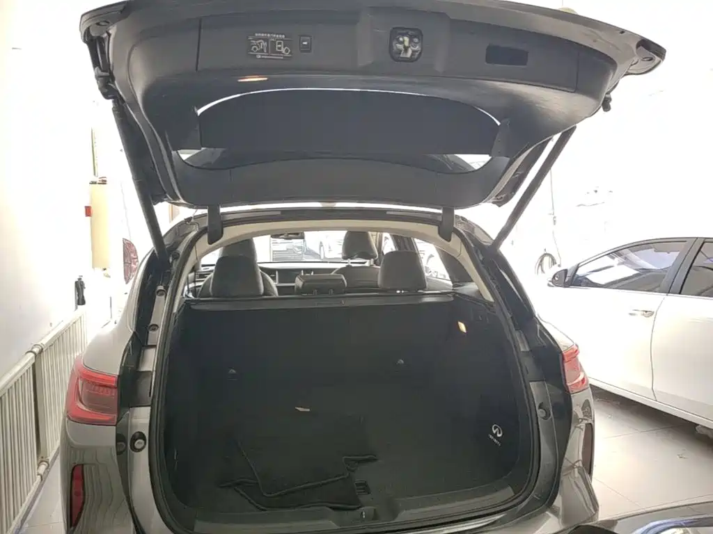 Infiniti QX50 — миниатюра 19