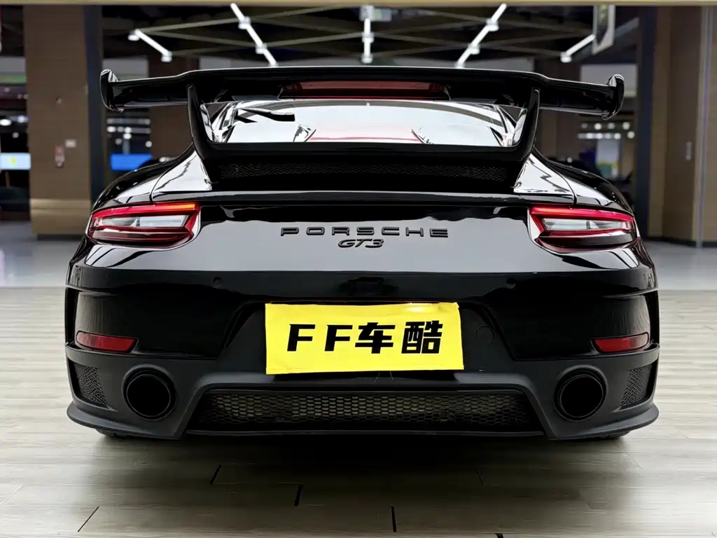 Porsche 911 2013 Carrera 4 3.4L