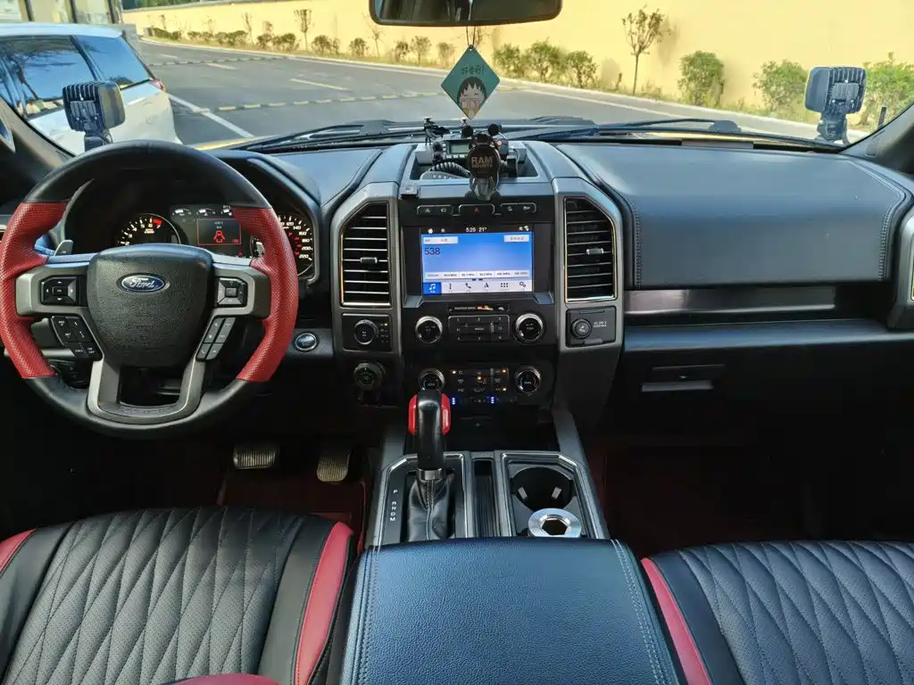 Ford F-150 Raptor — миниатюра 12