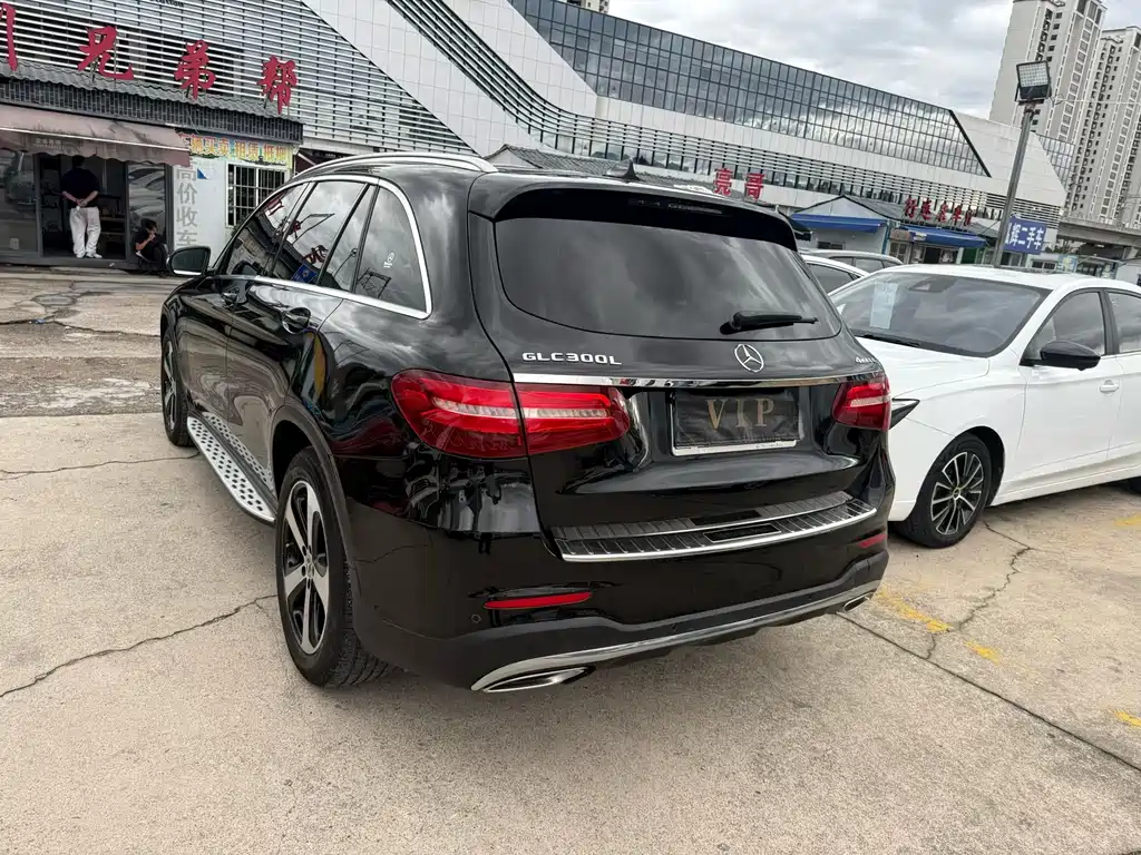 Mercedes-Benz GLC — миниатюра 8