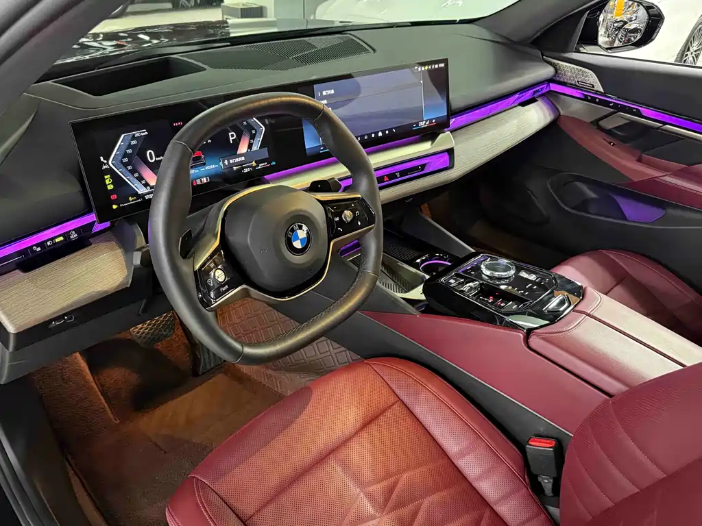 BMW 5 Series — миниатюра 9