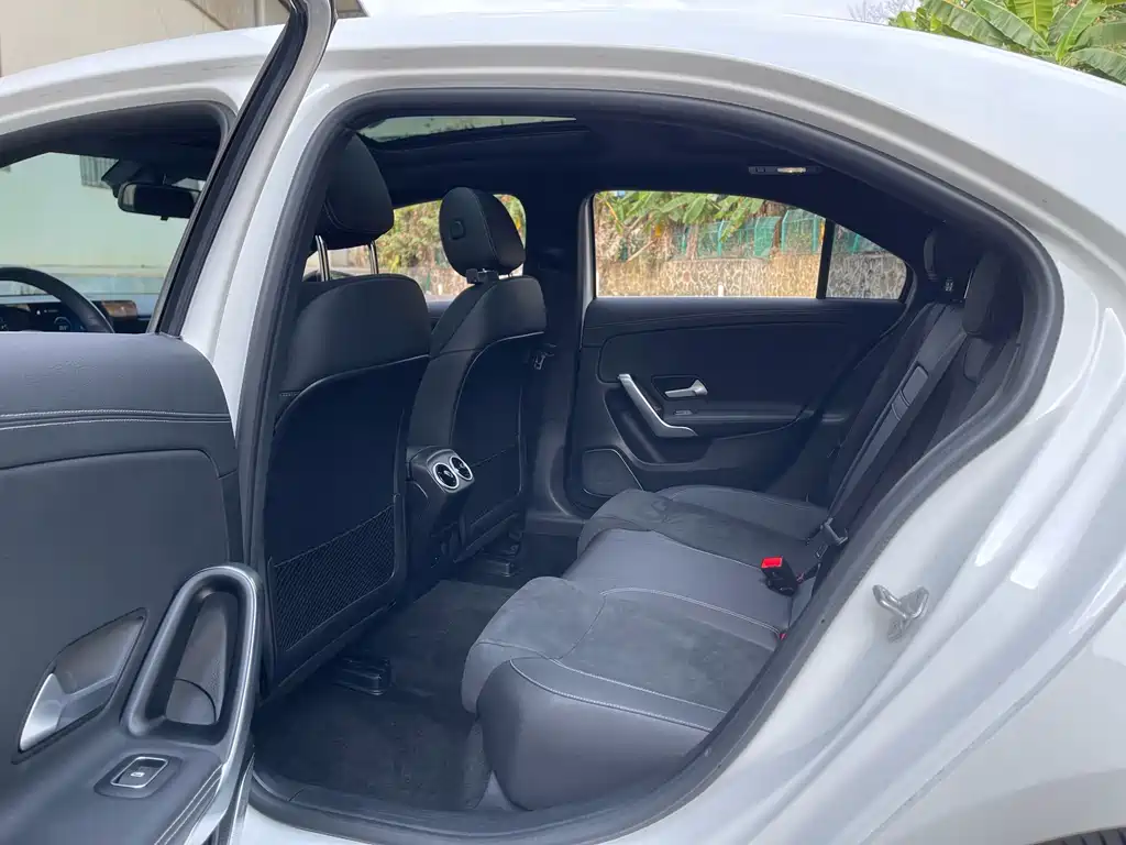 MERCEDES-BENZ A CLASS