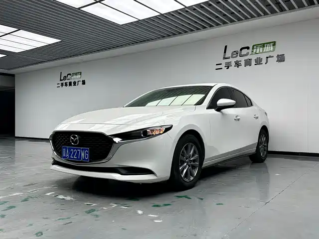 mazda 3-angkesaila
