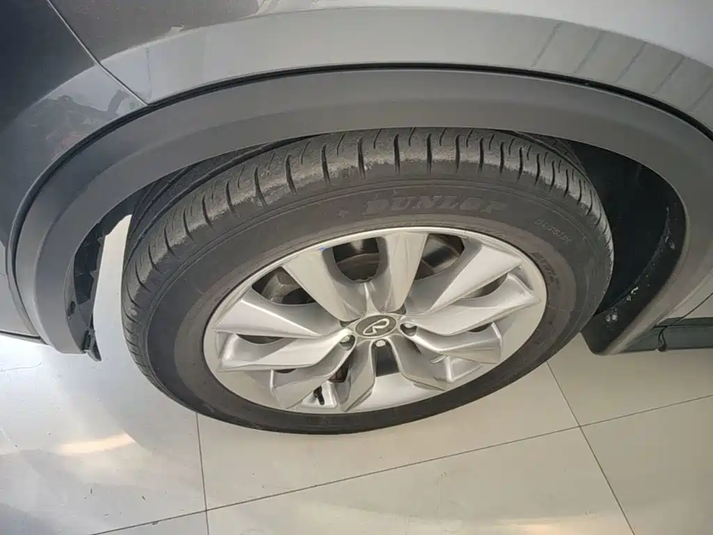 Infiniti QX50 — миниатюра 23