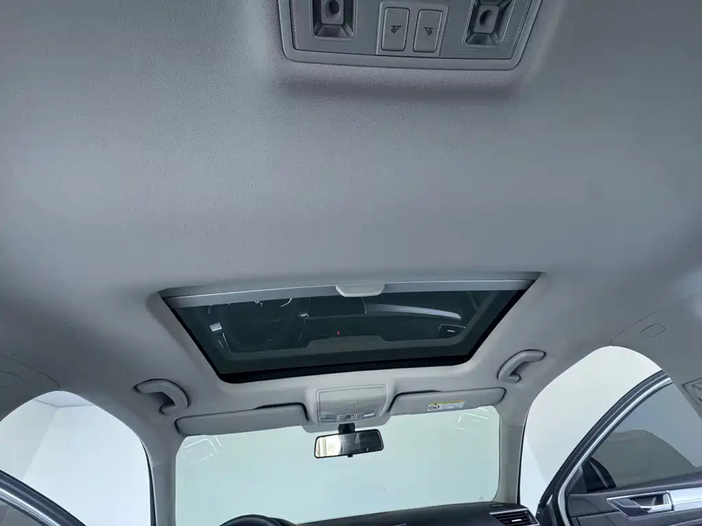 Skoda Superb — миниатюра 15
