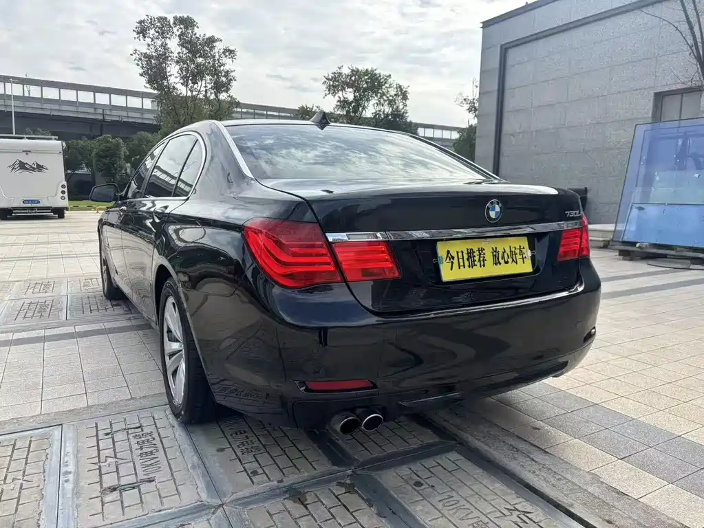 BMW 7 Series 7 2011 730Li Elegant