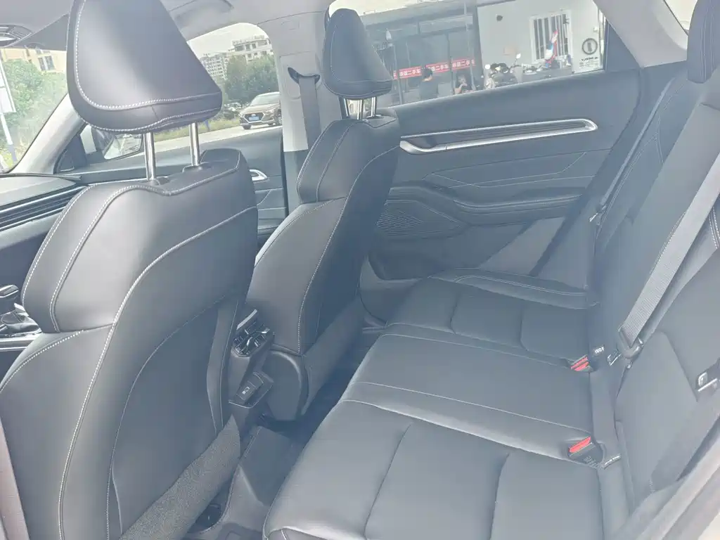 Geely Emgrand — миниатюра 13