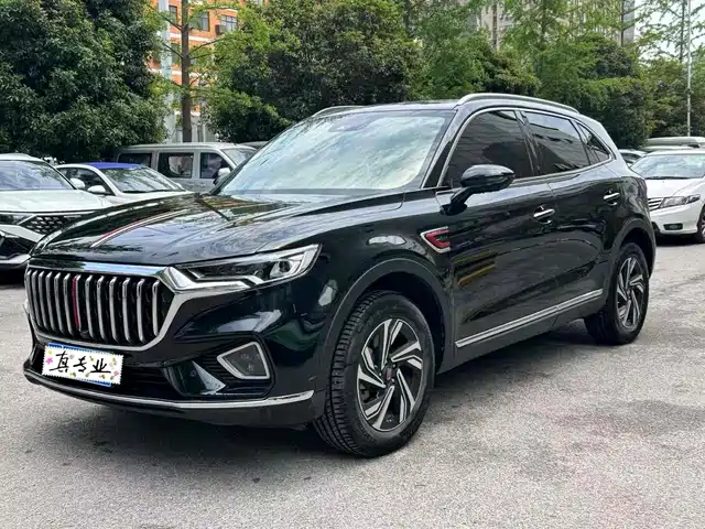 RED FLAG HONGQI HS5 2023