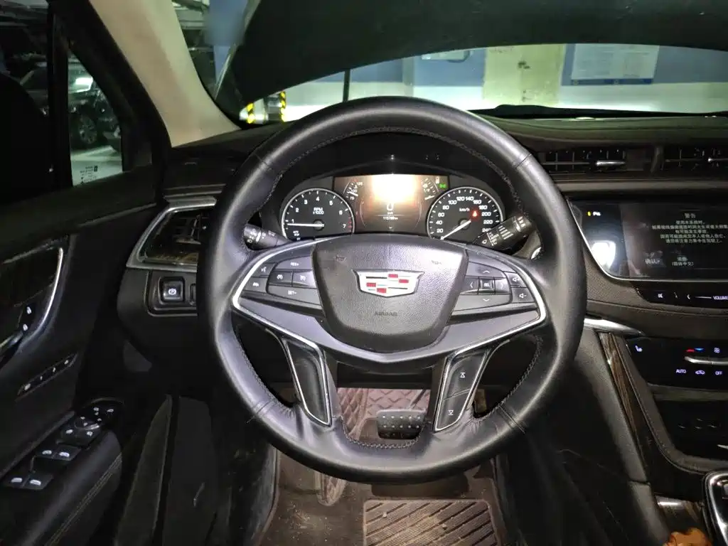 Cadillac XT5 — миниатюра 6