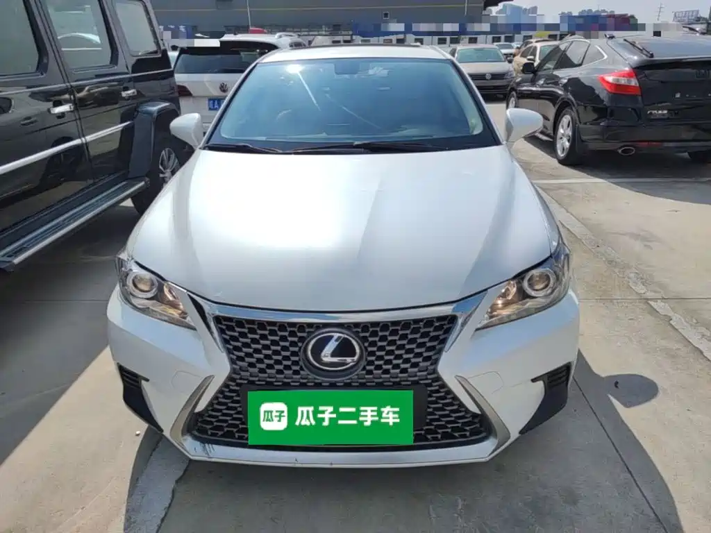 Lexus CT — миниатюра 3