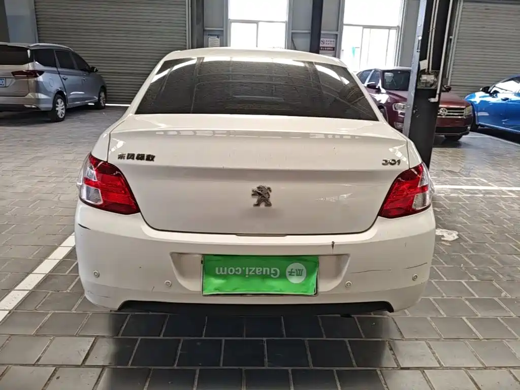 Peugeot 301 — миниатюра 6