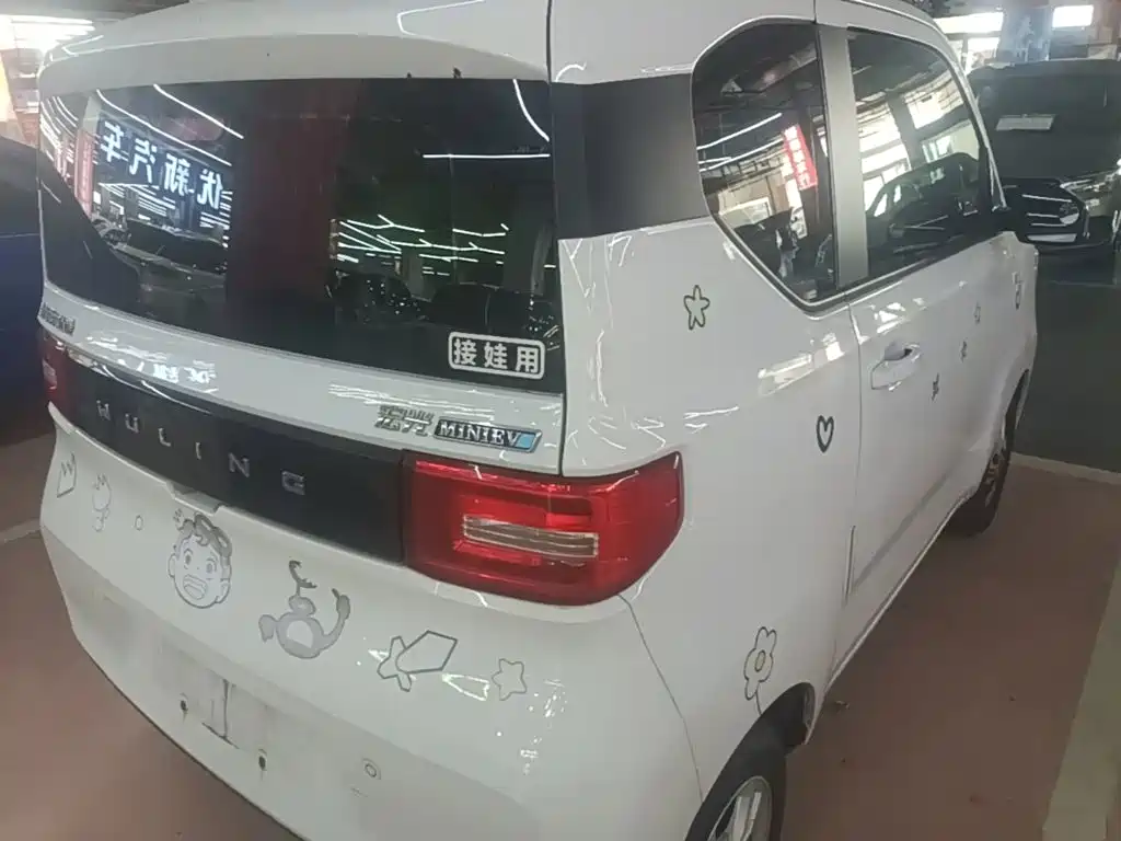 Wuling MINIEV — миниатюра 7